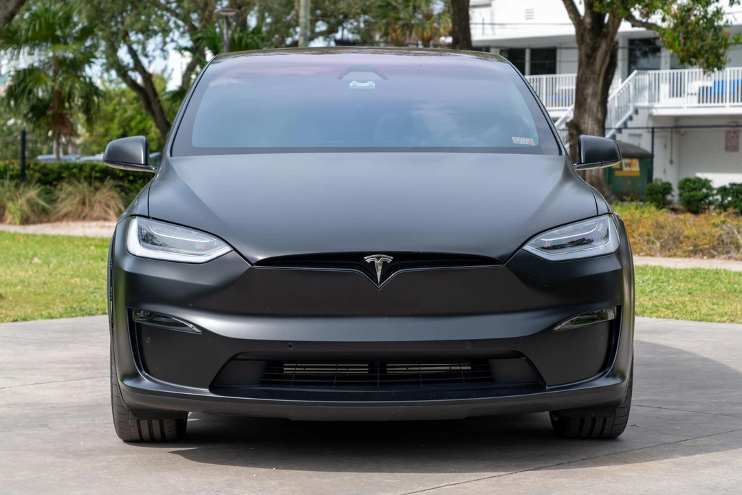 2022 Tesla Model X Plaid - Image 27 of 31