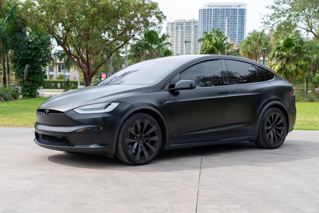 2022 Tesla Model X Plaid - Image 5 of 31
