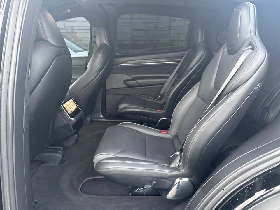 2022 Tesla Model X Plaid - Image 15 of 21