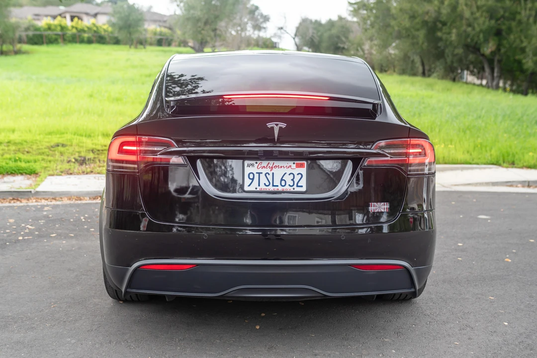 2022 Tesla Model X Plaid - Image 8 of 31