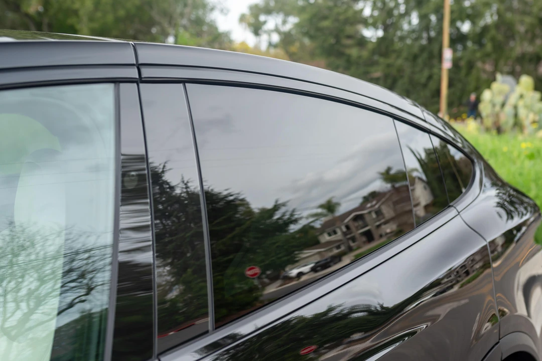 2022 Tesla Model X Plaid - Image 28 of 31