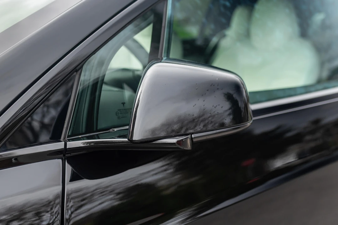 2022 Tesla Model X Plaid - Image 23 of 31