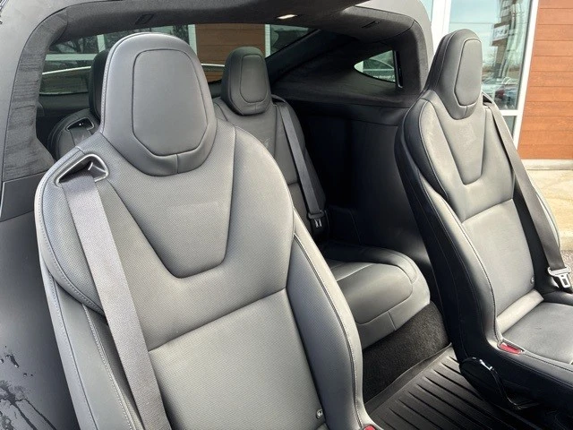 2022 Tesla Model X Plaid - Image 18 of 21