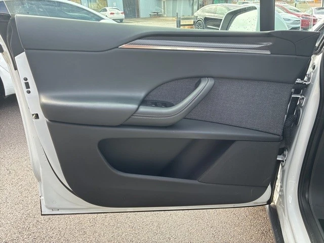 2022 Tesla Model X Plaid - Image 11 of 21