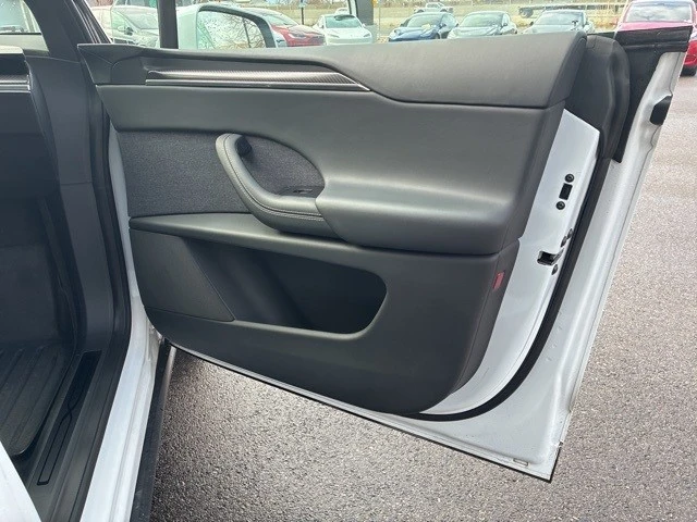 2022 Tesla Model X Plaid - Image 21 of 21
