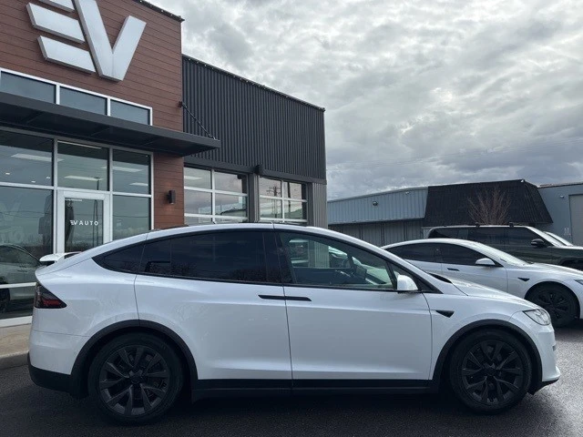 2022 Tesla Model X Plaid - Image 8 of 21