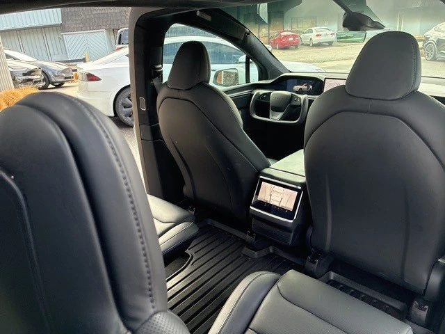 2022 Tesla Model X Plaid - Image 17 of 21