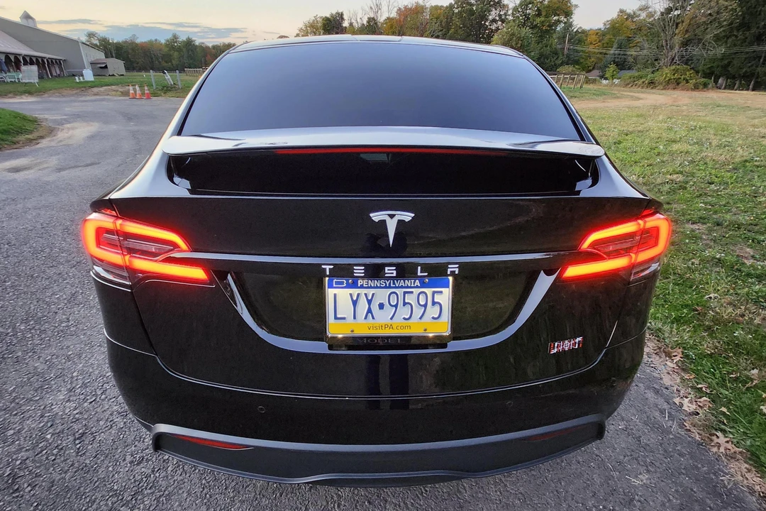 2022 Tesla Model X Plaid - Image 5 of 31