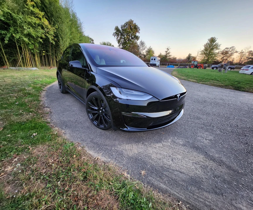 2022 Tesla Model X Plaid - Image 19 of 31