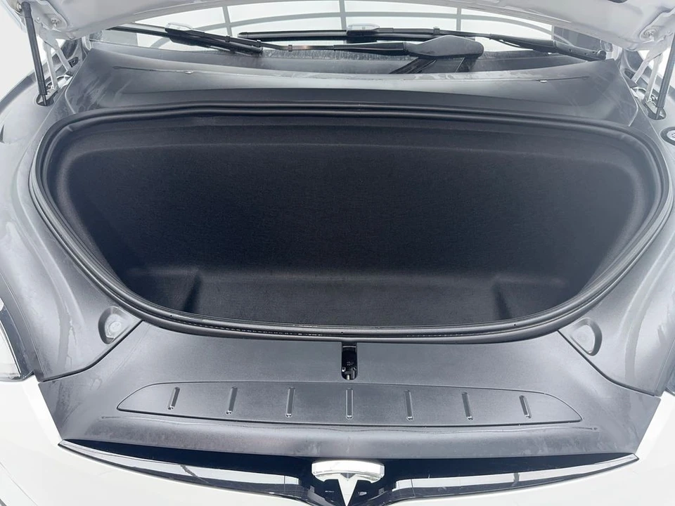 2022 Tesla Model X Plaid - Image 17 of 21