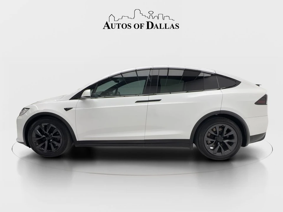 2022 Tesla Model X Plaid - Image 10 of 21