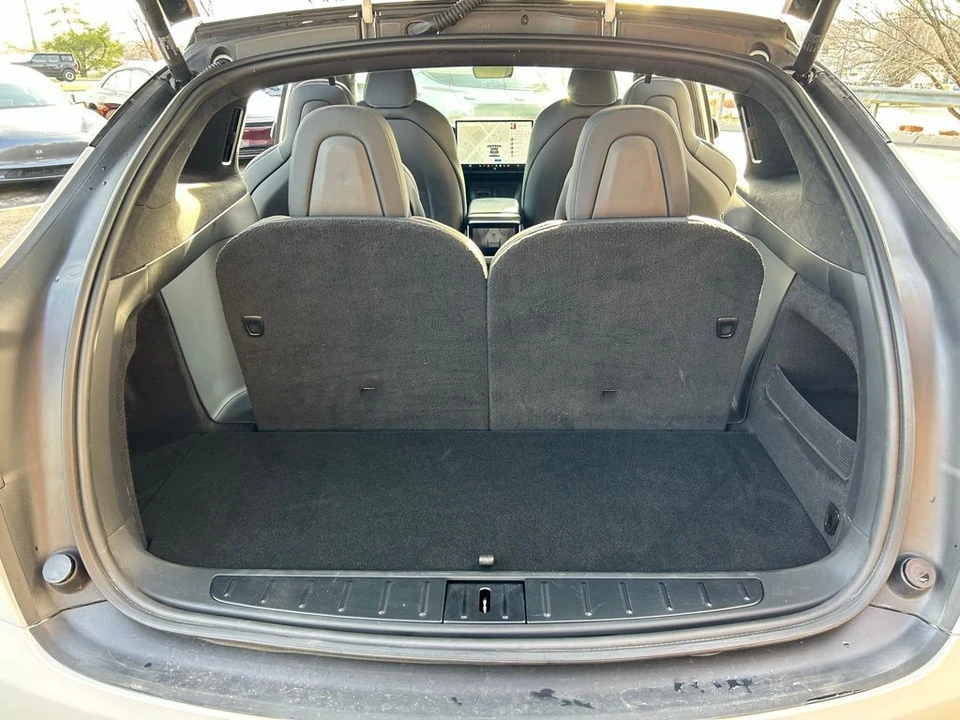 2022 Tesla Model X Plaid - Image 8 of 19