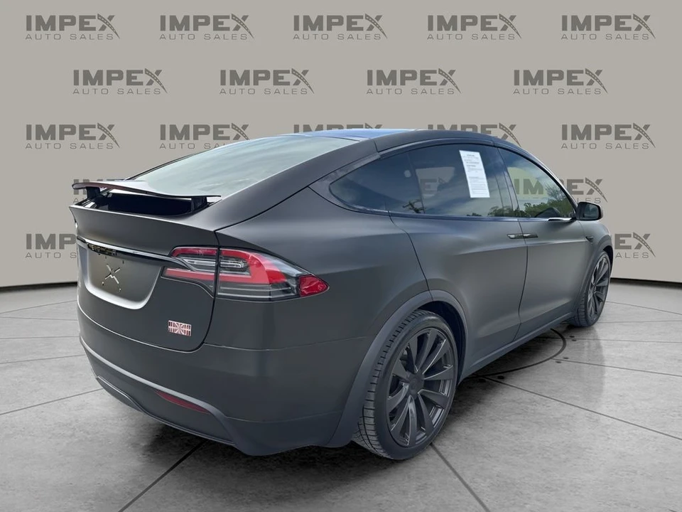 2022 Tesla Model X Plaid - Image 5 of 21