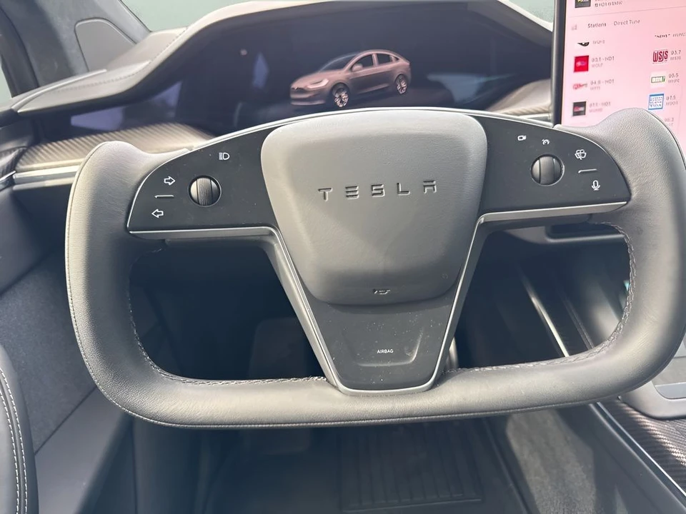 2022 Tesla Model X Plaid - Image 16 of 21