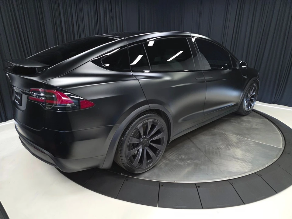 2022 Tesla Model X Plaid - Image 13 of 21