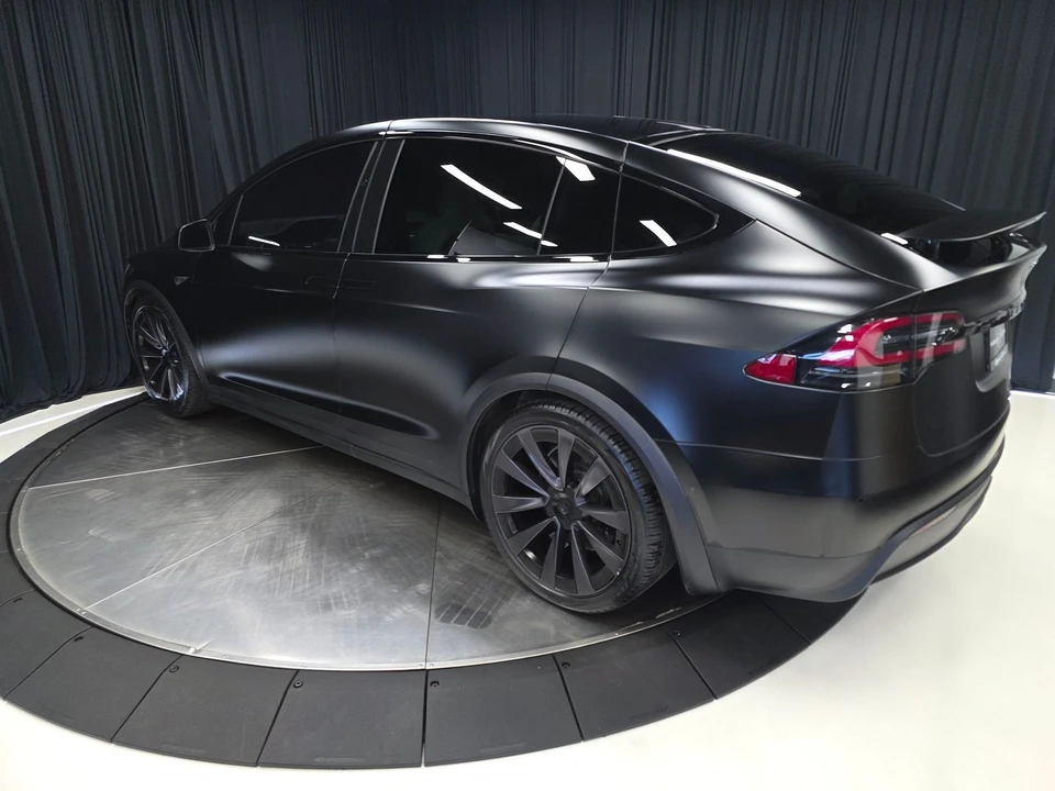 2022 Tesla Model X Plaid - Image 11 of 21
