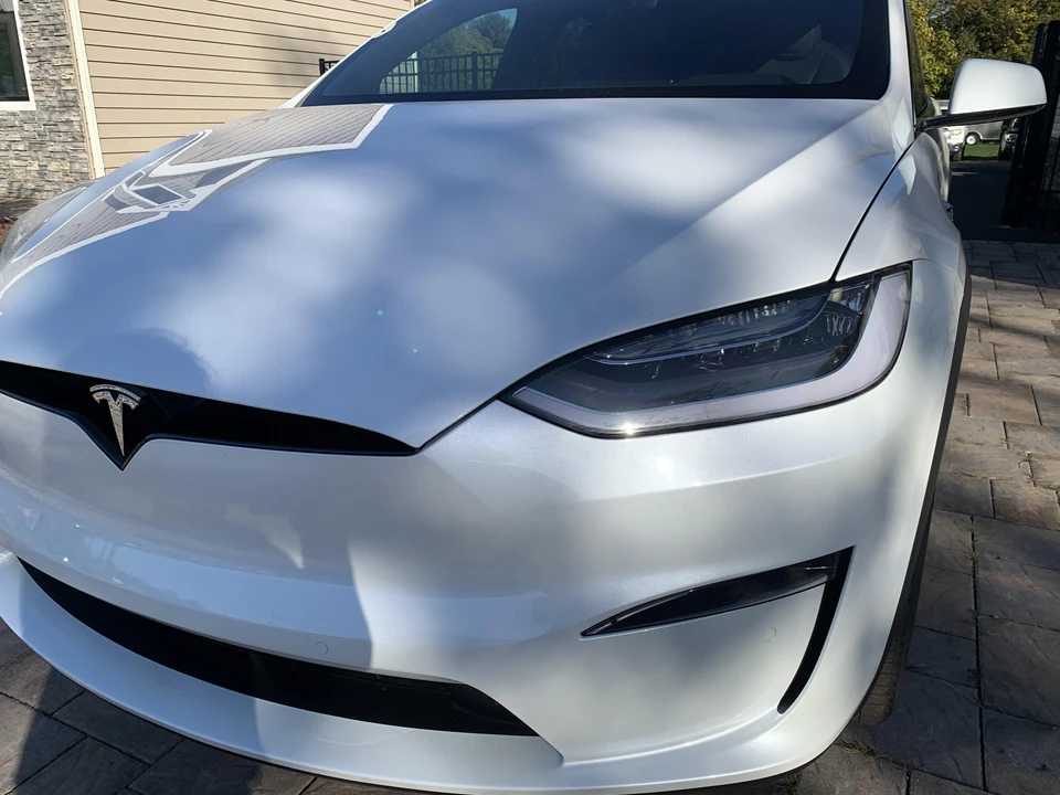 2022 Tesla Model X Plaid - Image 25 of 28