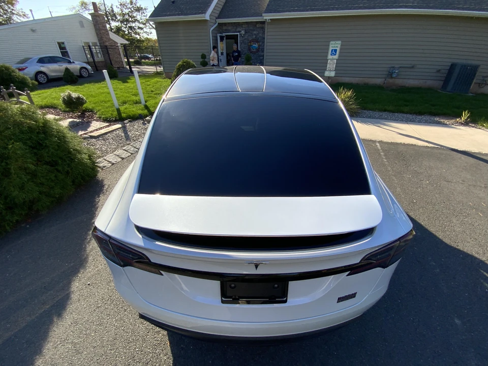 2022 Tesla Model X Plaid - Image 11 of 28