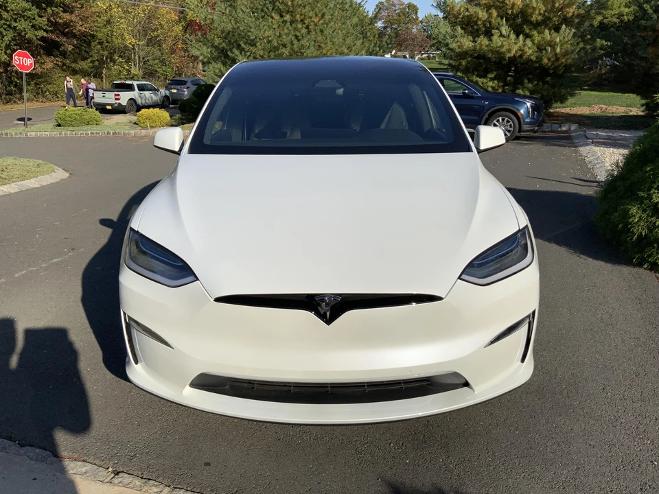2022 Tesla Model X Plaid - Image 6 of 28