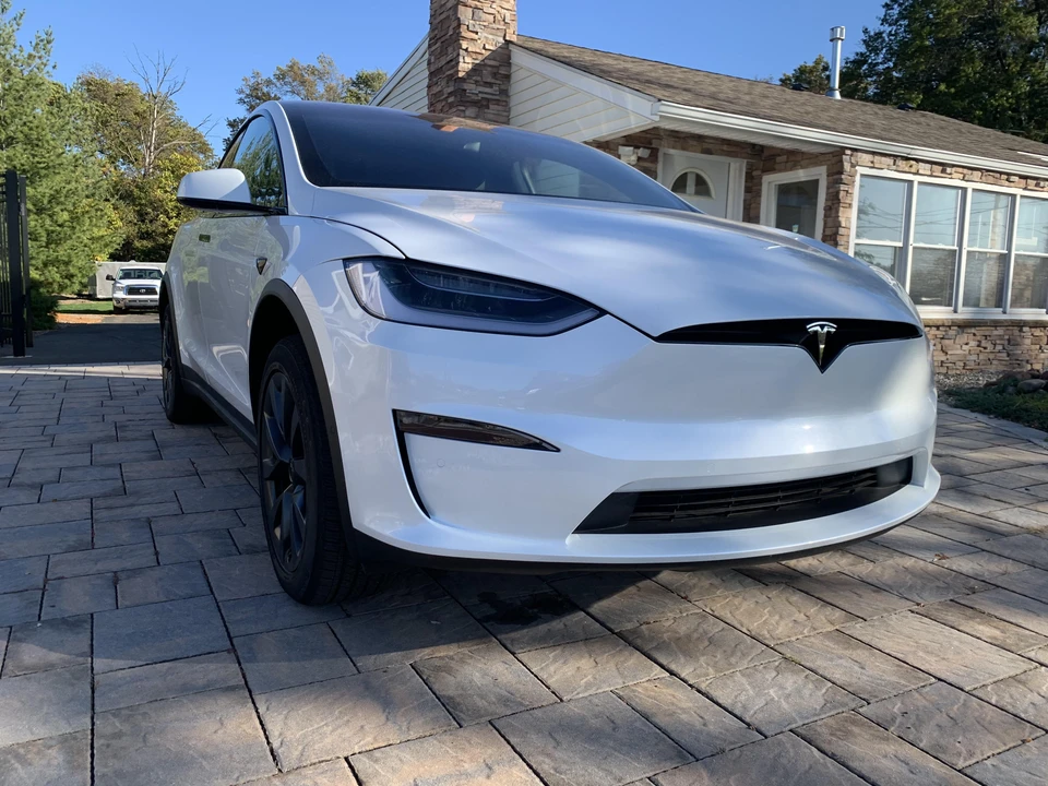 2022 Tesla Model X Plaid - Image 20 of 28