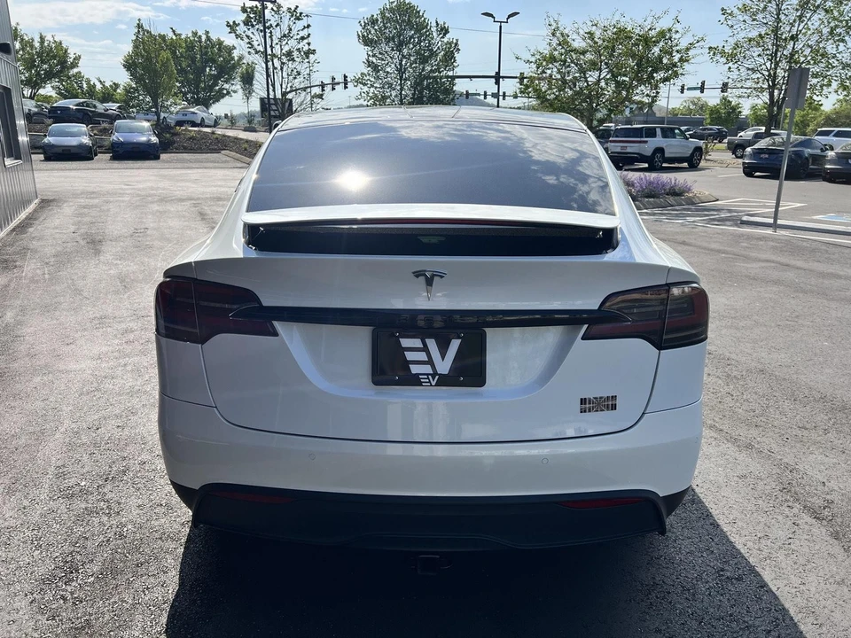 2022 Tesla Model X Plaid - Image 8 of 21
