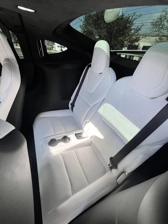 2022 Tesla Model X Plaid - Image 19 of 21