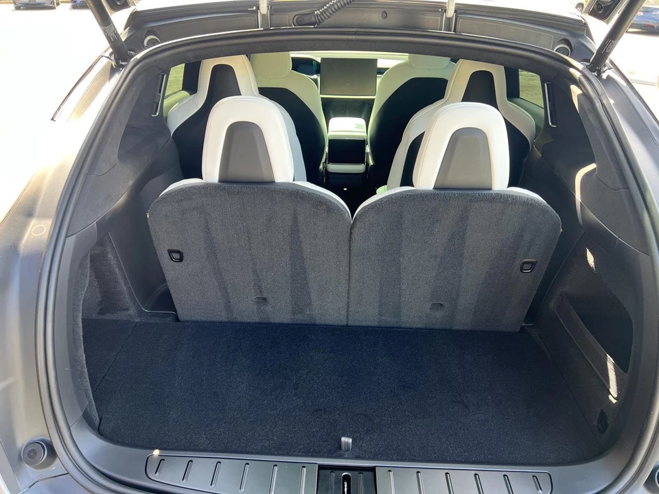2022 Tesla Model X Plaid - Image 9 of 21