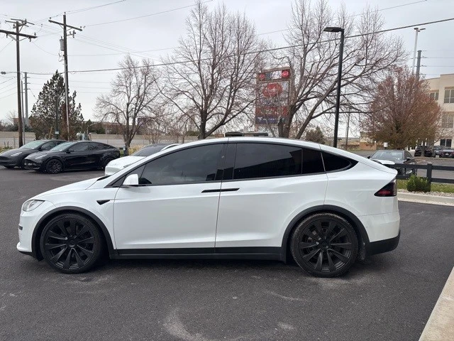 2022 Tesla Model X Plaid - Image 5 of 21