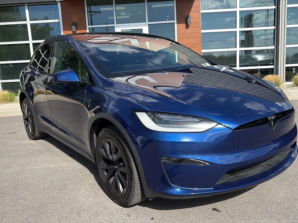 2022 Tesla Model X Plaid - Image 2 of 21