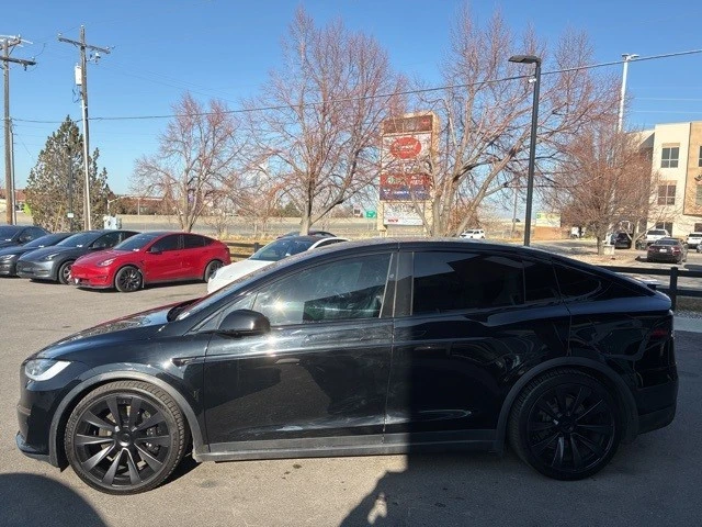 2022 Tesla Model X Plaid - Image 4 of 21
