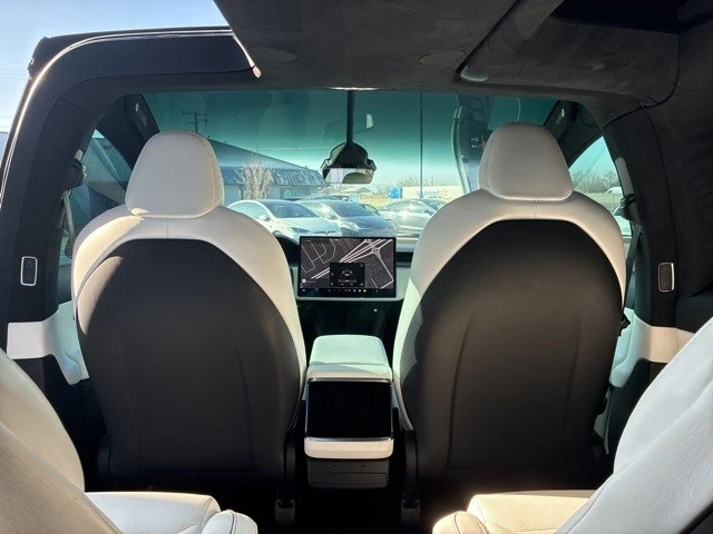 2022 Tesla Model X Plaid - Image 18 of 21