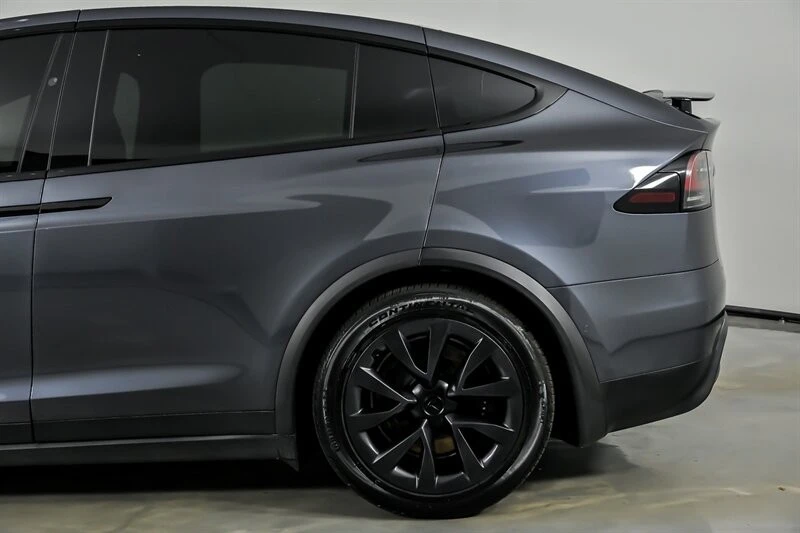 2022 Tesla Model X Plaid - Image 8 of 21