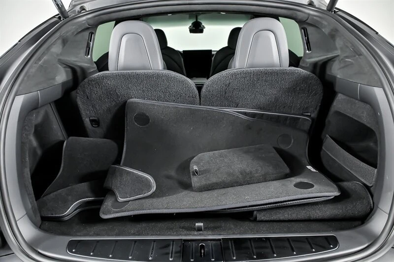 2022 Tesla Model X Plaid - Image 15 of 21