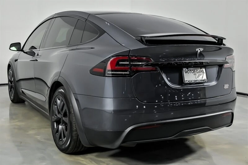2022 Tesla Model X Plaid - Image 9 of 21