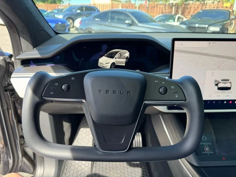 2022 Tesla Model X Plaid - Image 12 of 12