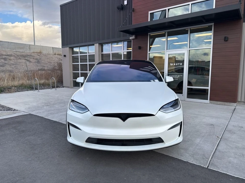2022 Tesla Model X Plaid - Image 3 of 21