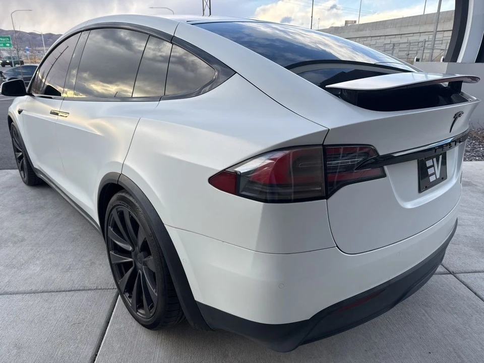 2022 Tesla Model X Plaid - Image 6 of 21