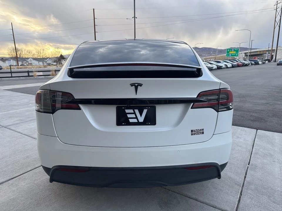 2022 Tesla Model X Plaid - Image 7 of 21
