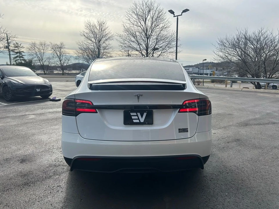 2022 Tesla Model X Plaid - Image 6 of 18