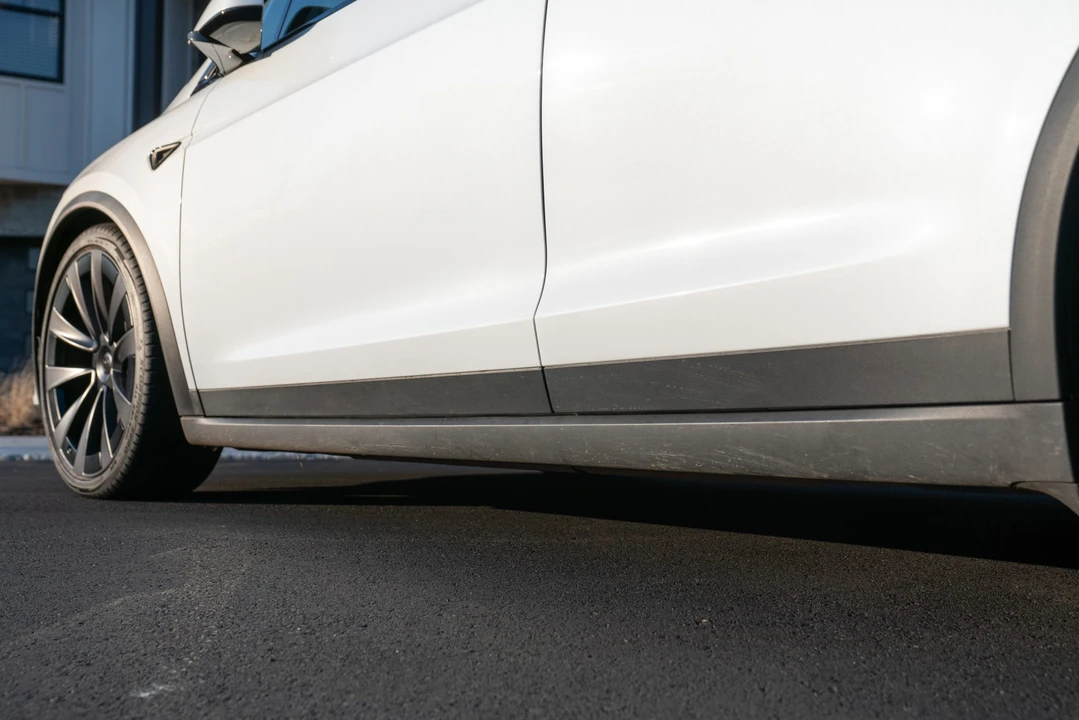 2022 Tesla Model X Plaid - Image 24 of 31