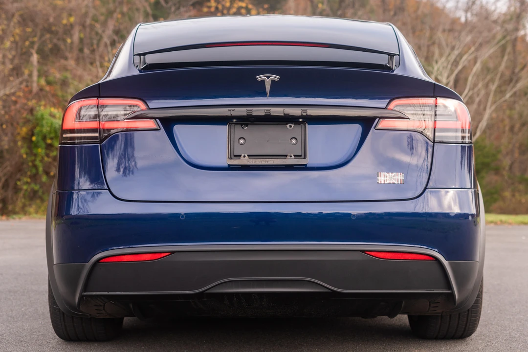 2022 Tesla Model X Plaid - Image 18 of 31