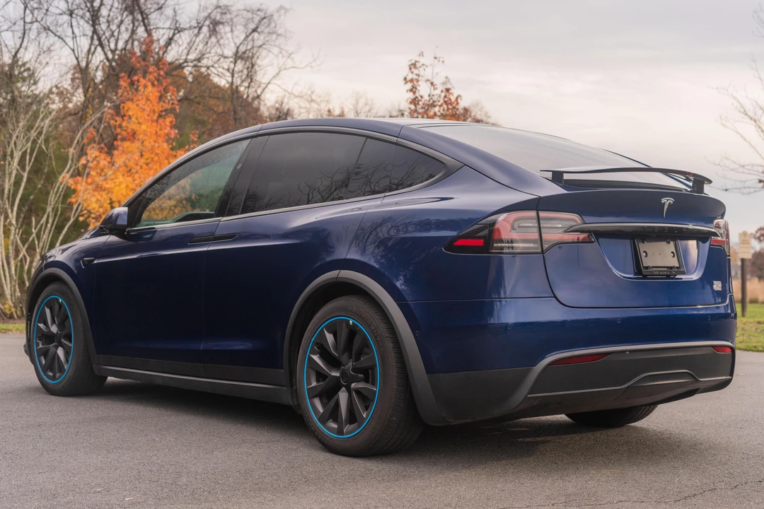 2022 Tesla Model X Plaid - Image 4 of 31