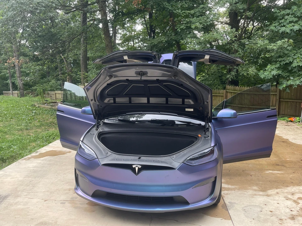 2022 Tesla Model X Plaid - Image 11 of 31