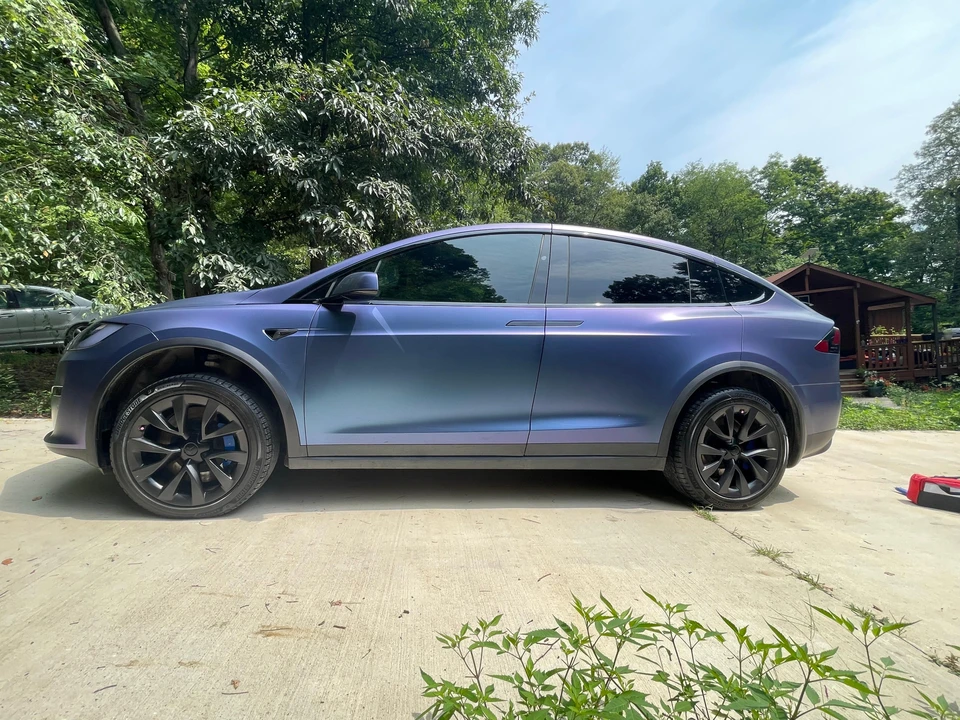 2022 Tesla Model X Plaid - Image 7 of 31