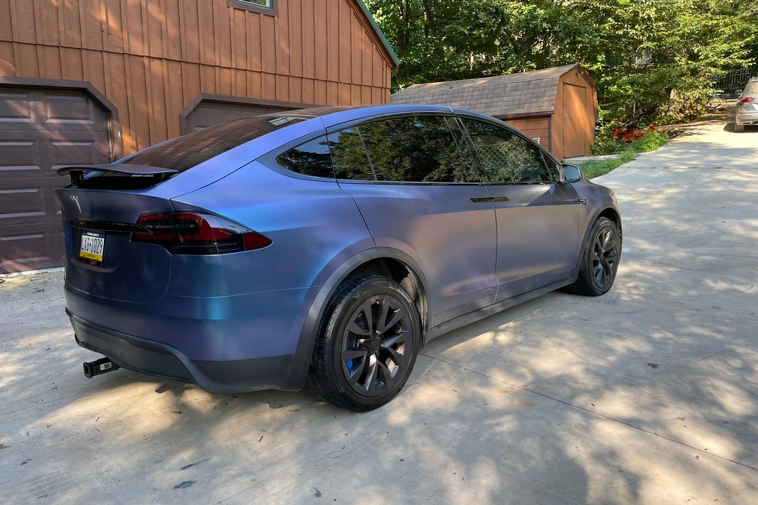 2022 Tesla Model X Plaid - Image 8 of 31