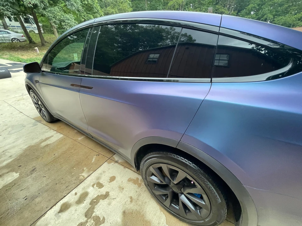 2022 Tesla Model X Plaid - Image 25 of 31