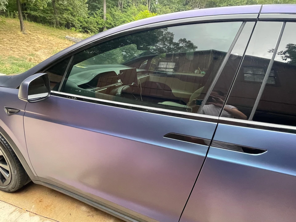 2022 Tesla Model X Plaid - Image 24 of 31