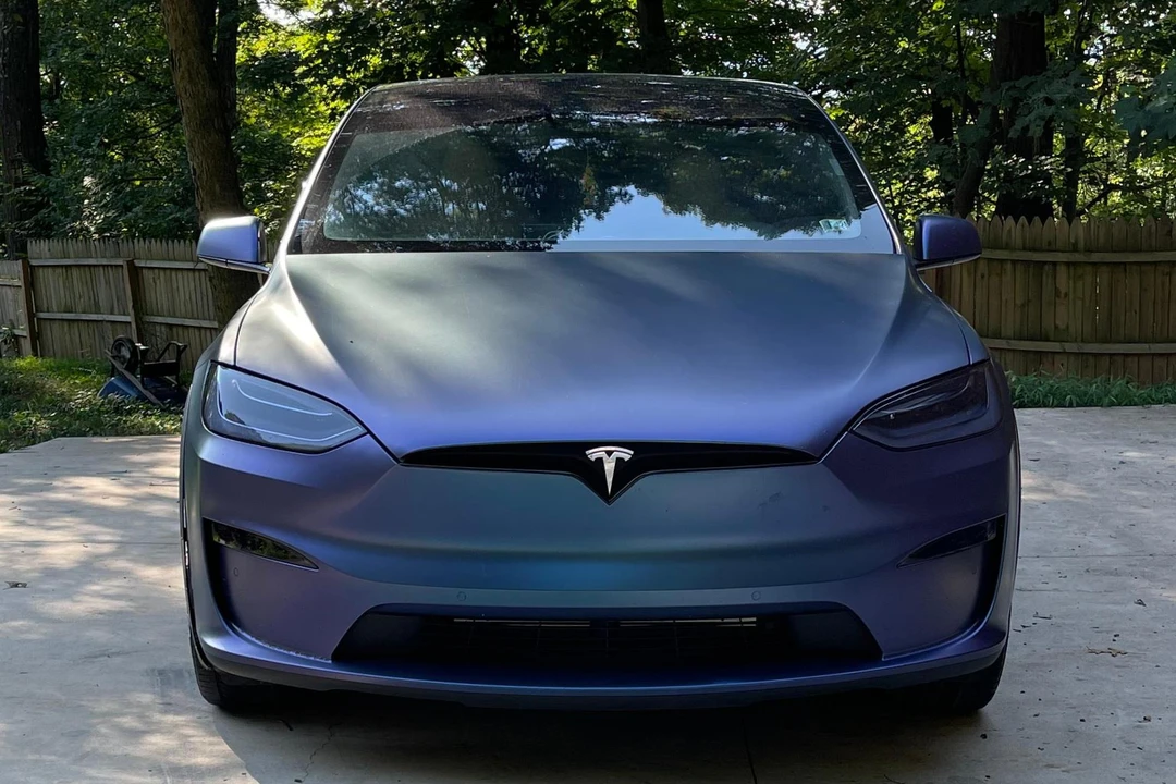 2022 Tesla Model X Plaid - Image 2 of 31