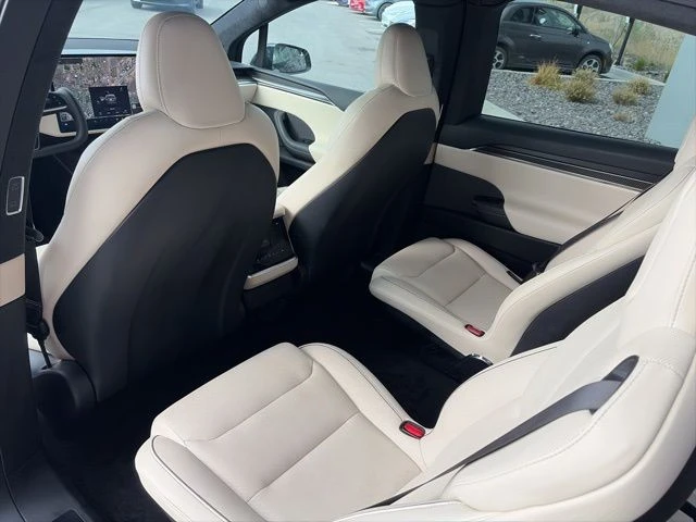2022 Tesla Model X Plaid - Image 14 of 21