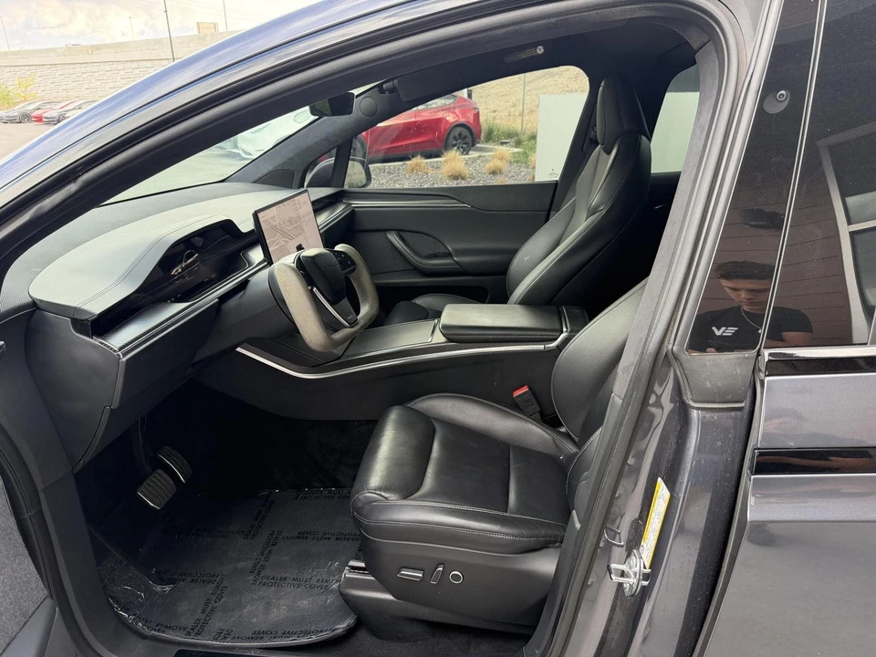 2022 Tesla Model X Plaid - Image 12 of 21